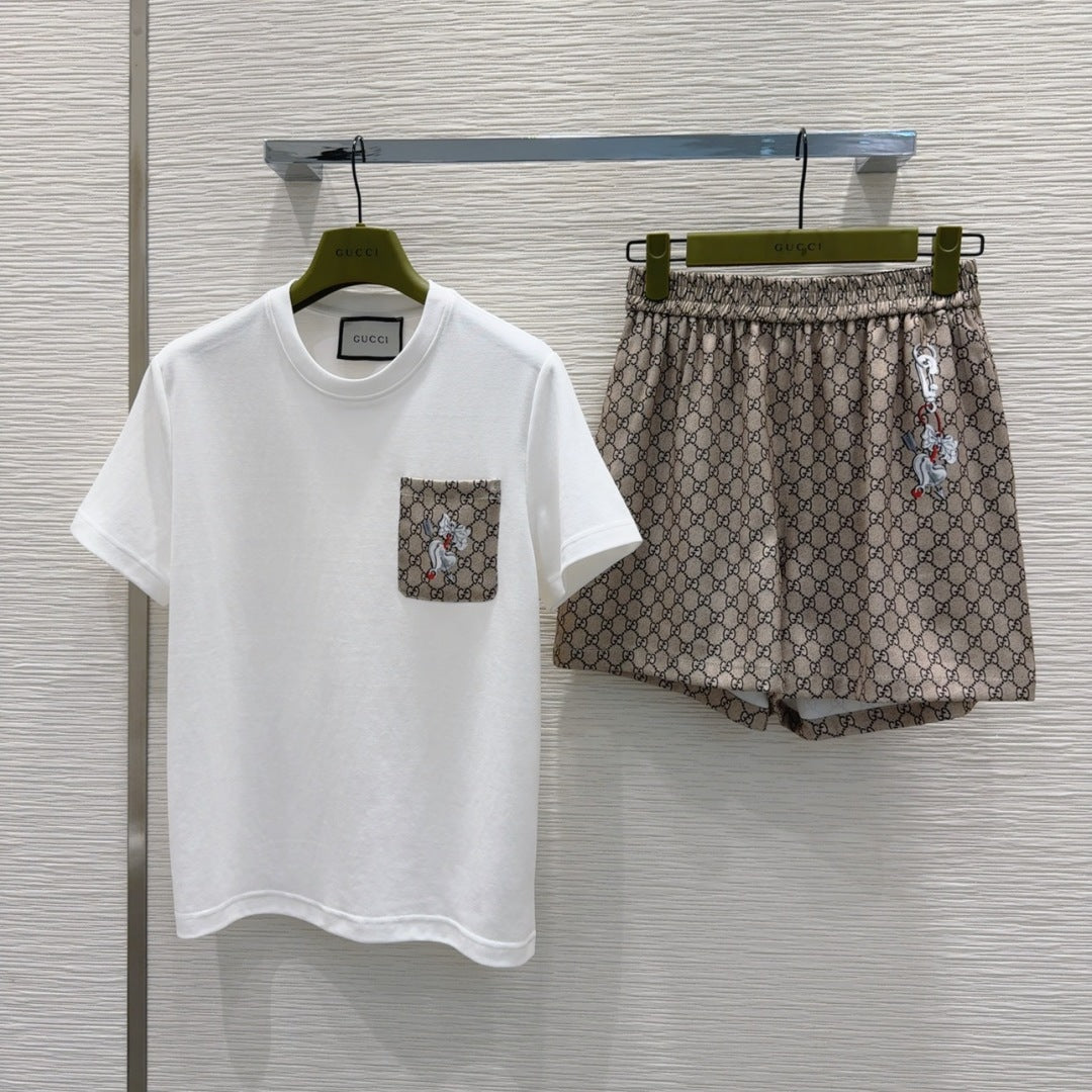 GUCCI T-SHIRT AND SHORTS SET STYLE 121
