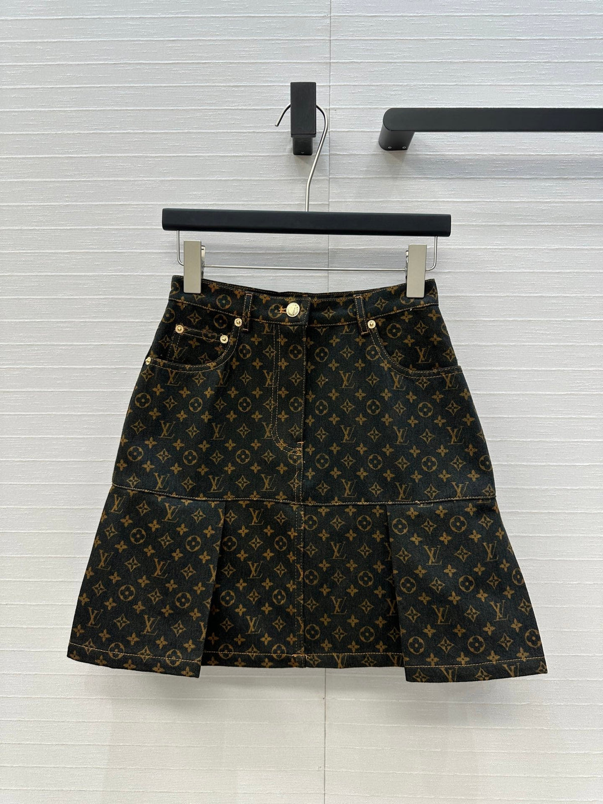 LV A-LINE DENIM SKIRT WITH LOGO 264400