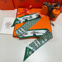 HERMES 25S SCARF 90 IN SILK 854951