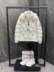 MONCLER 25S JACKET IN WHITE 051