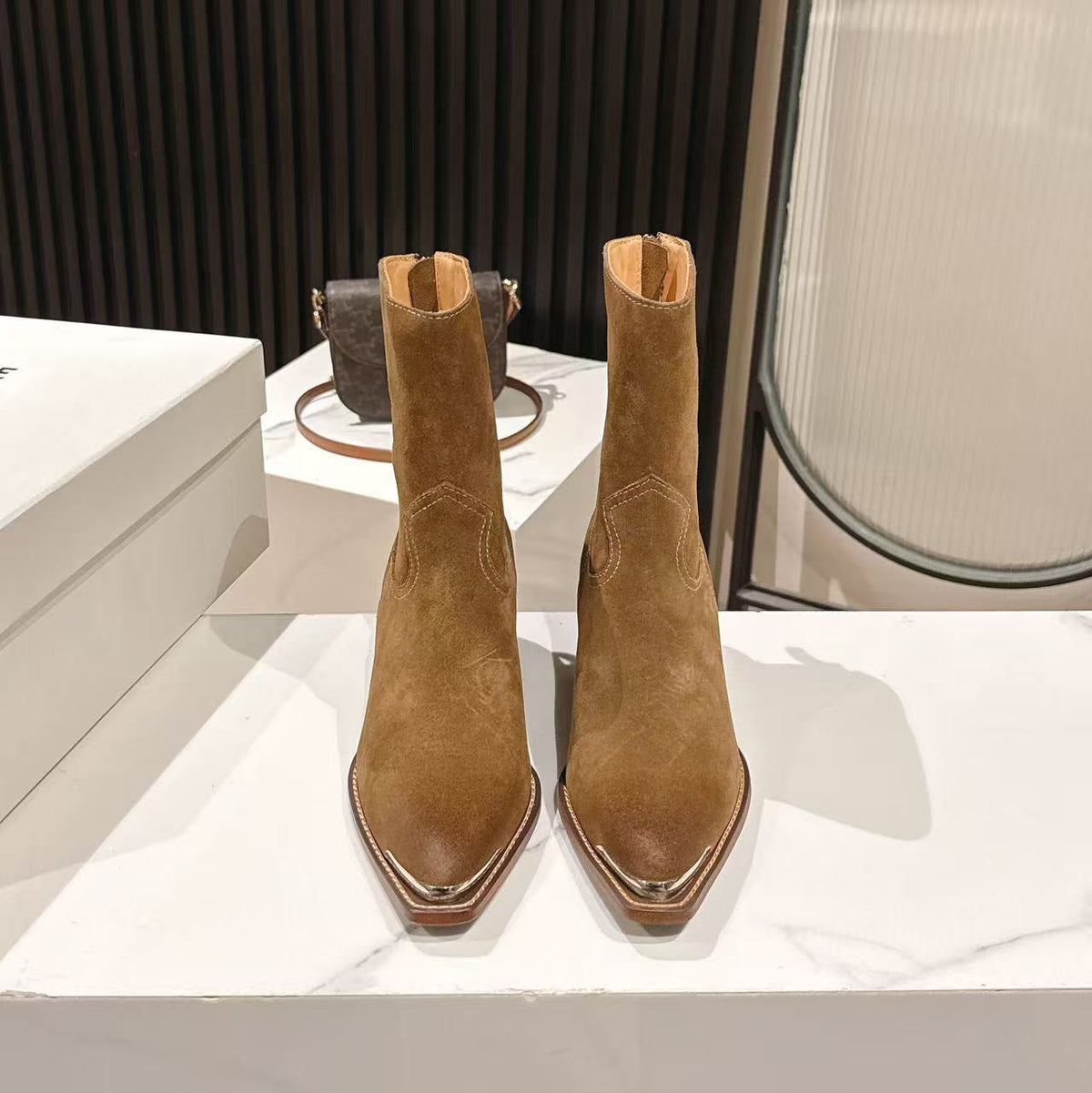CELINE 25S CHELSEA BOOTS CLASSIC 45MM IN BROWN SUEDE